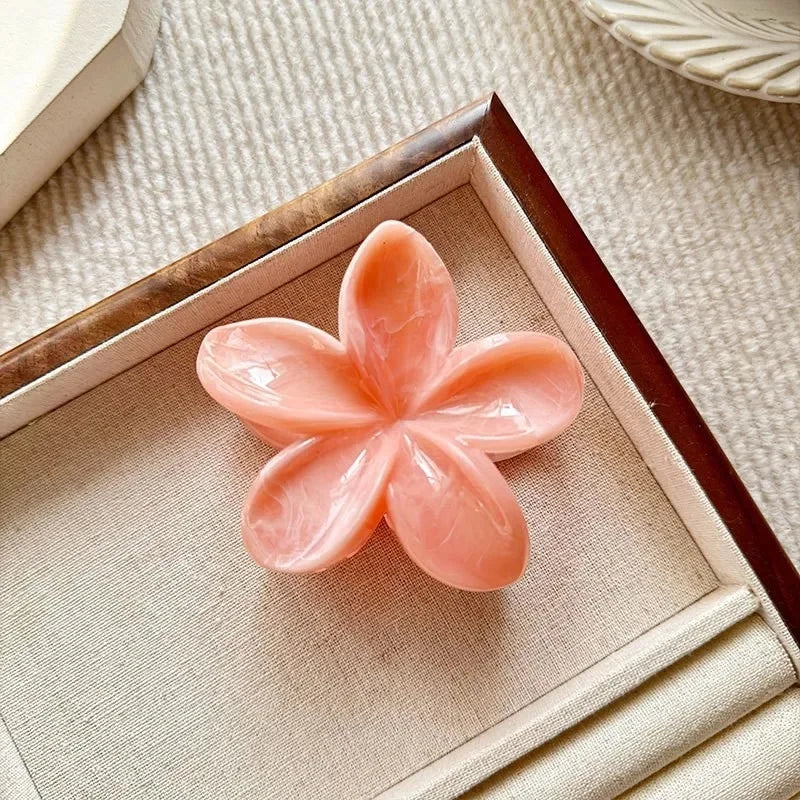 Große Haarkralle mit Blumendesign