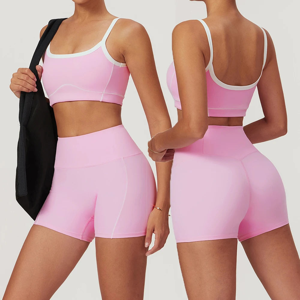 Sportliches 2-teiliges Set mit Kontrastnähten – Sport-BH & High-Waist Shorts