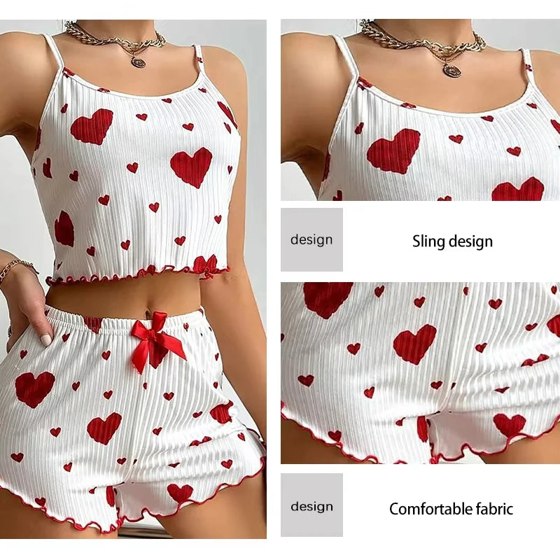 Sommerliches Damen-Pyjama-Set – Leichtes Träger-Shorty mit Herzprint