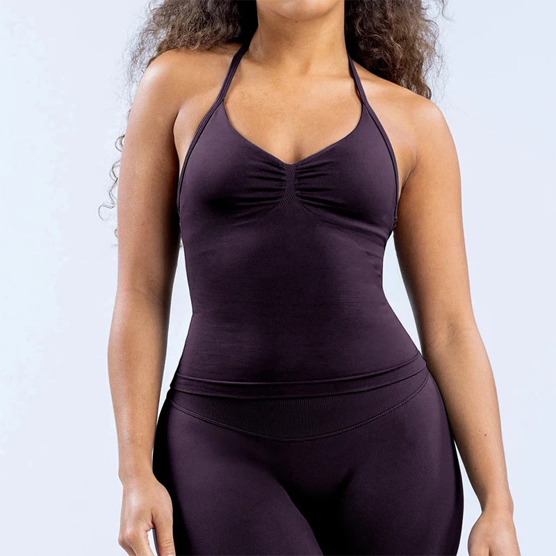 2-teiliges Impact Yoga Gym Set – Nahtlose High Waist Scrunch Shorts & Sexy Halter Tank Top