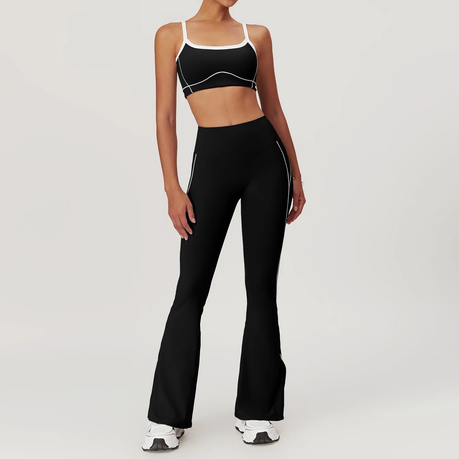 Yoga-Set mit Kontrastnähten – Schlagleggings & Sport-BH