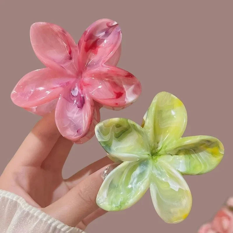 Große Haarkralle mit Blumendesign