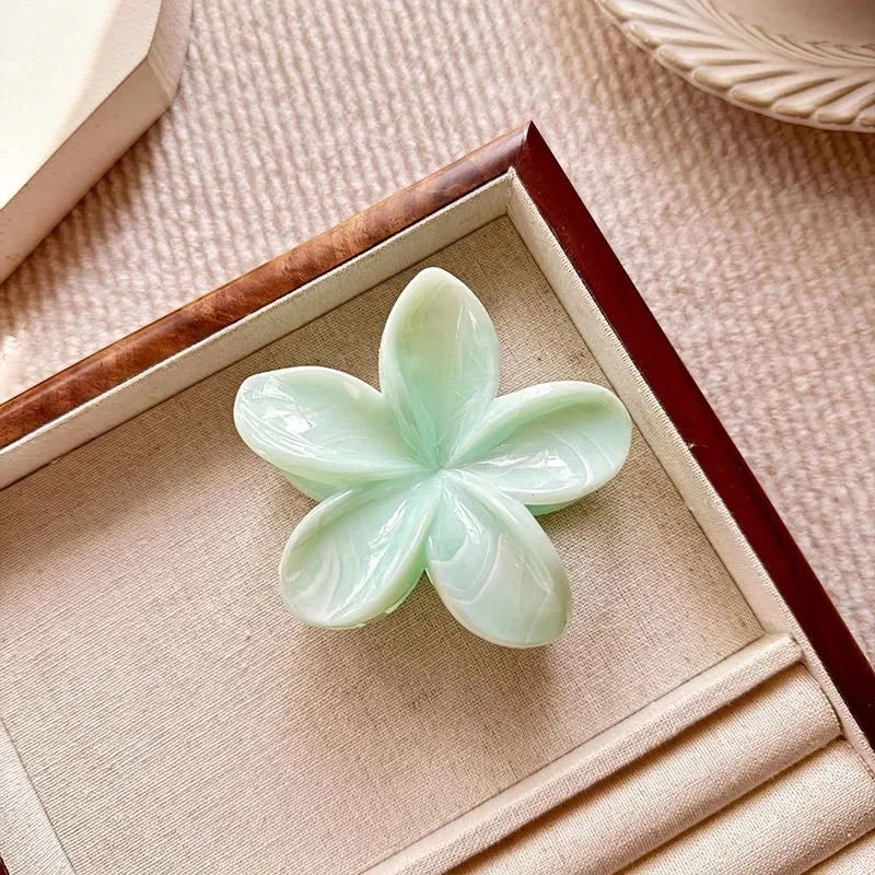 Große Haarkralle mit Blumendesign