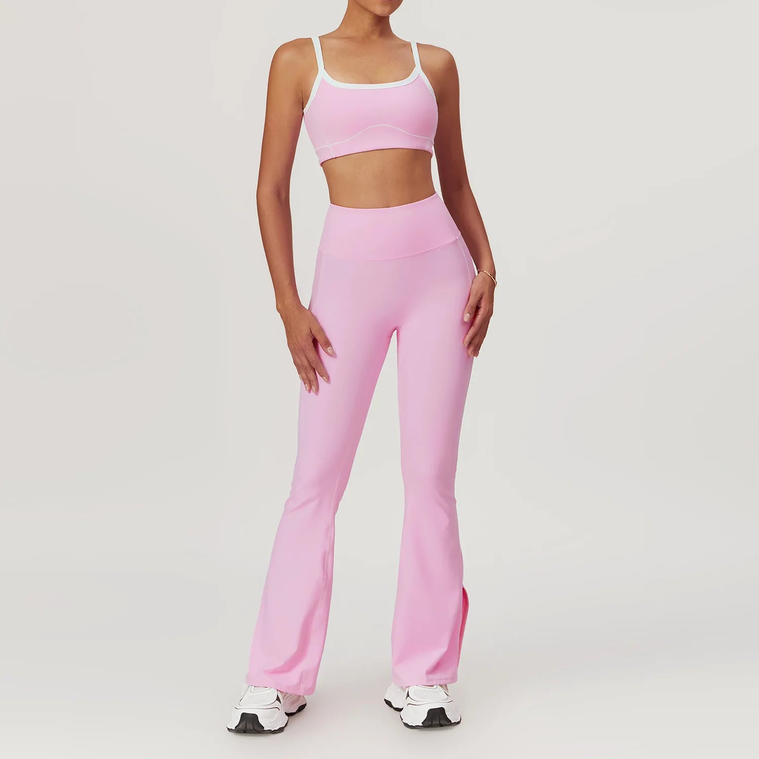 Yoga-Set mit Kontrastnähten – Schlagleggings & Sport-BH